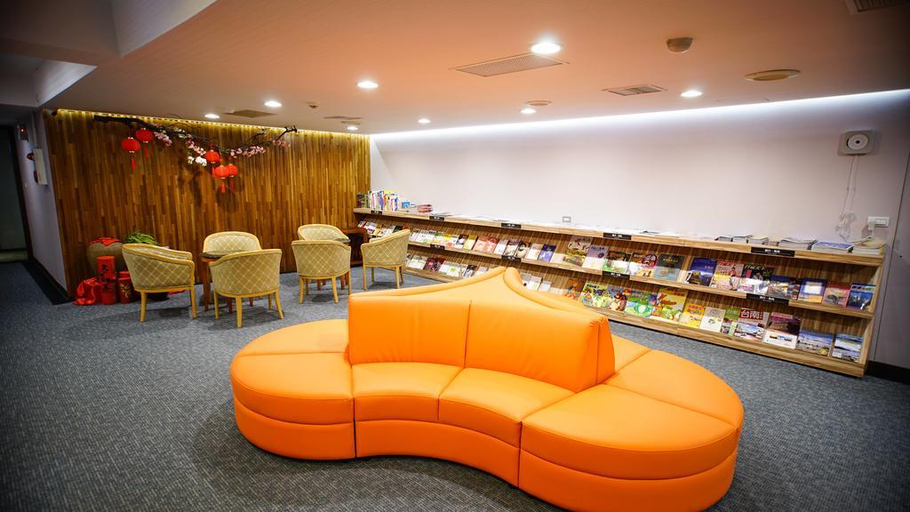 Lincoln Hotel Tainan Buitenkant foto