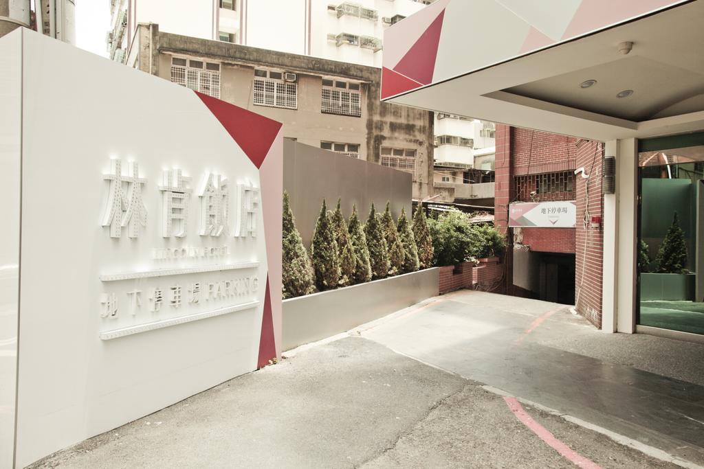 Lincoln Hotel Tainan Buitenkant foto