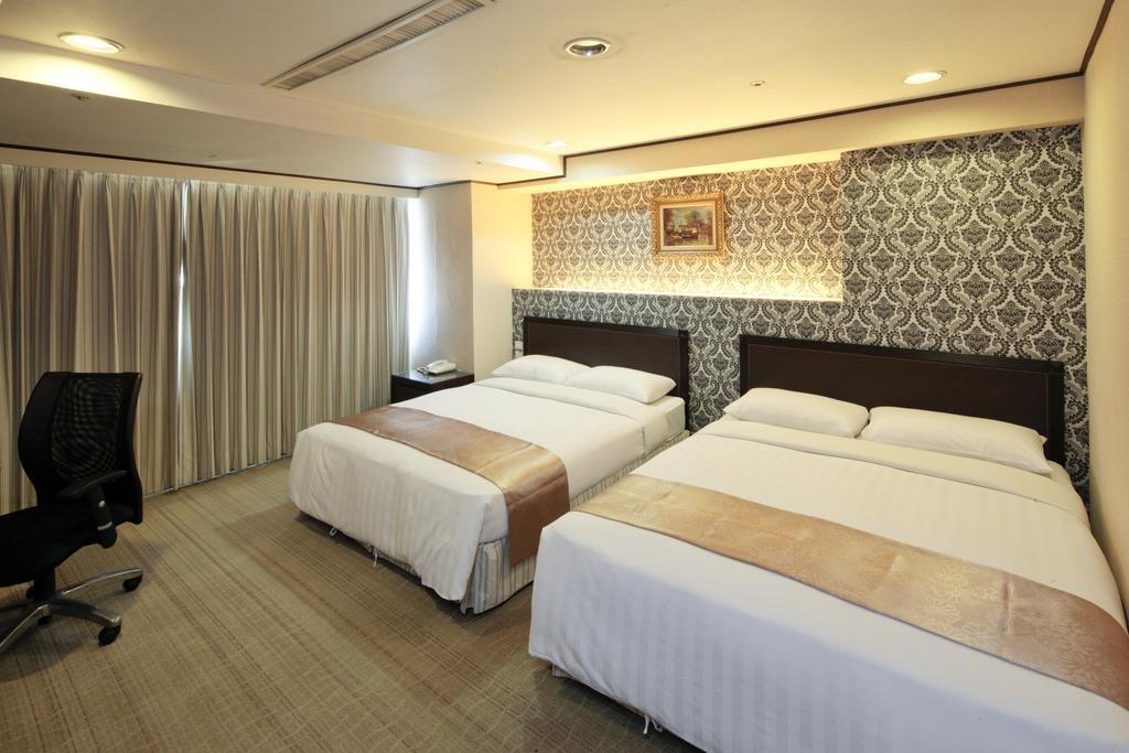 Lincoln Hotel Tainan Kamer foto