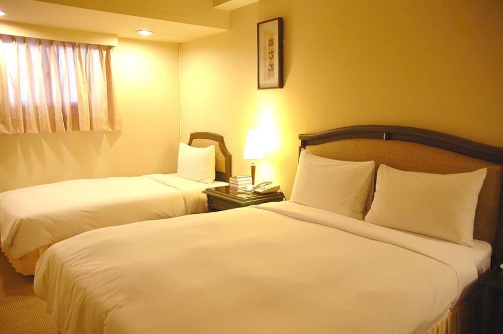 Lincoln Hotel Tainan Buitenkant foto