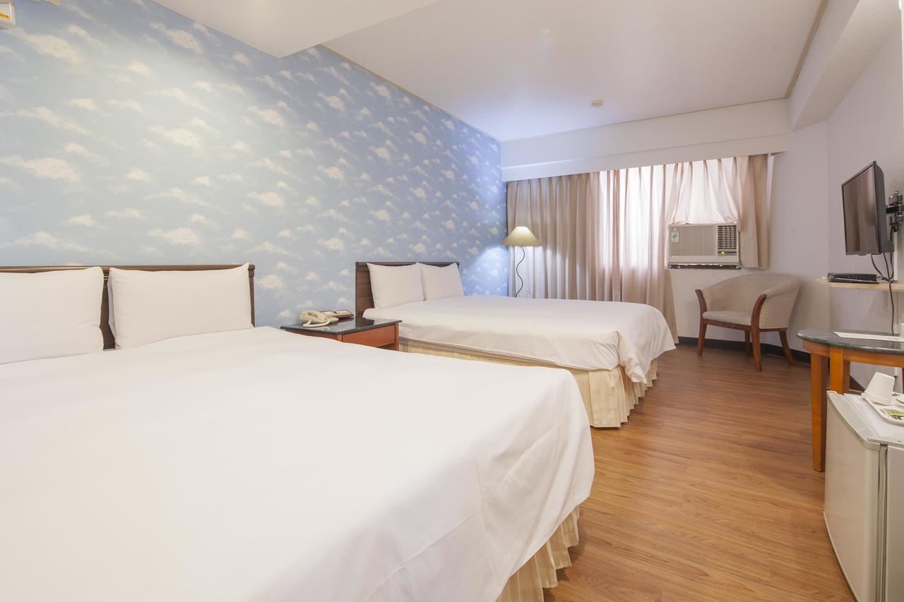Lincoln Hotel Tainan Buitenkant foto