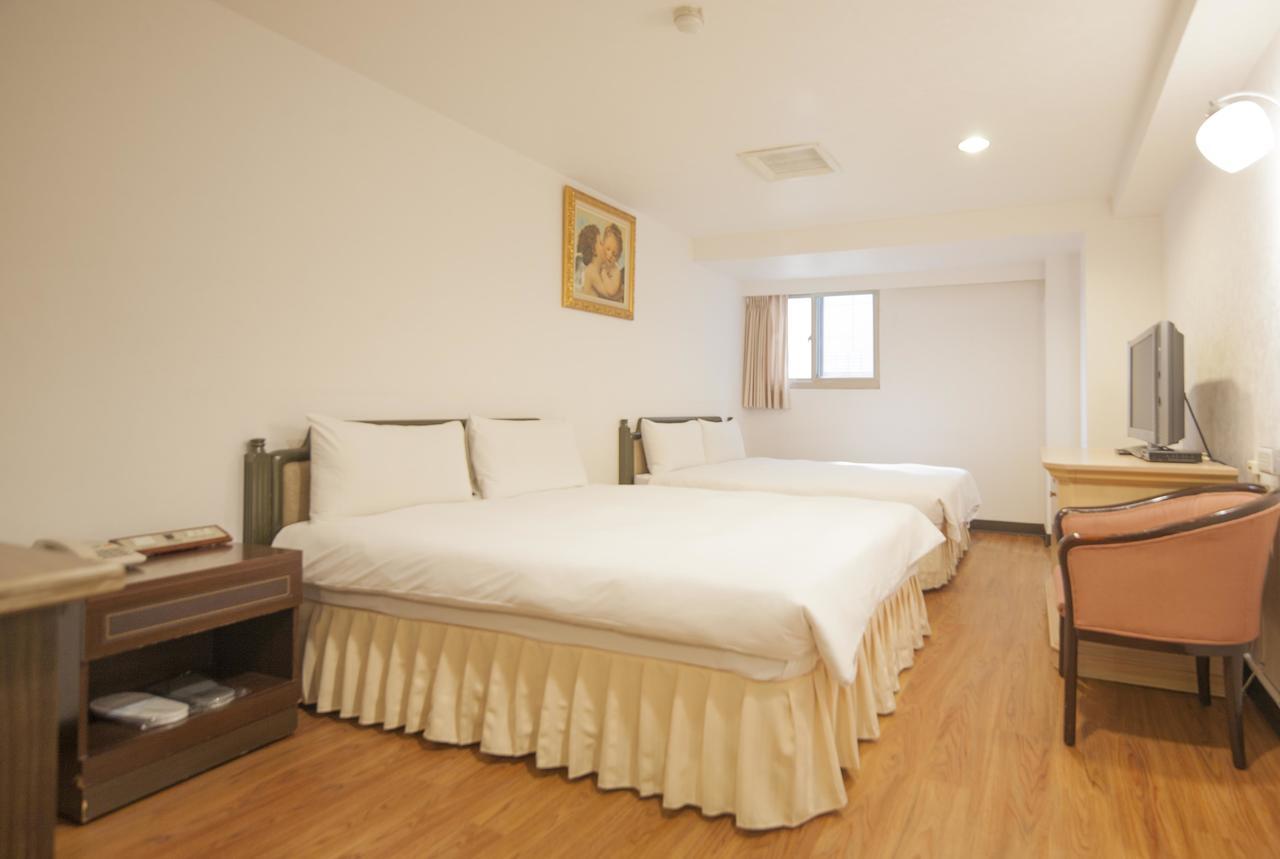 Lincoln Hotel Tainan Buitenkant foto