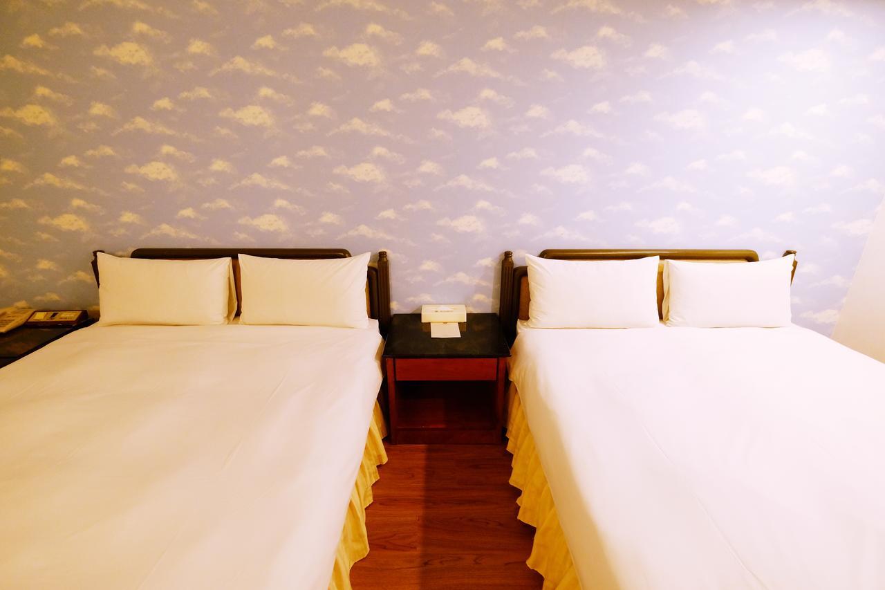 Lincoln Hotel Tainan Buitenkant foto